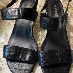 Kenneth Cole Reaction Black Embossed Sandals